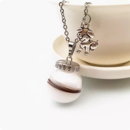 母乳吊墜球DIY自制作項鏈胎發(fā)嬰兒寶寶收藏紀念品胎毛球手鏈 母乳墜-皇冠-小豬款