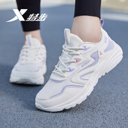 特步（XTEP）跑步鞋女鞋子新款2025網(wǎng)紅款休閑百搭ins透氣軟底網(wǎng)面鞋運動鞋女 帆白/雪青紫/淺粉色 38