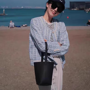 梵威倫TR水桶包小眾2024新款真皮牛皮大容量單肩托特包手提大包電腦包女 黑色小號(hào)(高品質(zhì))送內(nèi)袋
