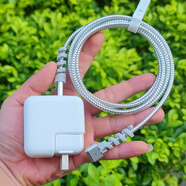 蘋果Macbook M2 M3 M4 Pro數(shù)據(jù)線保護(hù)套30/35/70W電源Air充電器殼 白色硅膠套+2米電鍍銀線+螺 適用蘋果筆記本30W