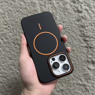Apple通用高品質(zhì)磨砂撞色硬殼適用蘋果16promax純色簡約手機(jī)殼iPhone15pm防摔14Pro磁吸無線充電ip1 圈框同色【經(jīng)典黑-超細(xì)橙色磁吸圈】純色磨砂PC殼 iPhone 13
