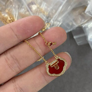 名酷925麒麟紅瑪瑙如意項(xiàng)鏈鍍18K玫瑰金大號(hào)如意鎖吊墜鎖骨鏈 紅 玫瑰金