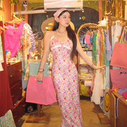 紫頌歐美夏日甜美風(fēng)花色吊帶顯瘦連衣裙性感V領(lǐng)收腰修身包臀長(cháng)裙女 圖片色 S