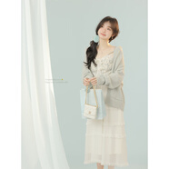 花栗鼠小姐 洱海漫步 清新甜美風(fēng)開(kāi)衫+蕾絲刺繡花朵吊帶溫柔套裝 毛衫 淡藍(lán)色 S