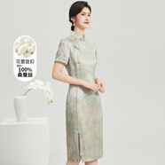 金菊桑蠶絲國風(fēng)旗袍2025夏季新中式立領(lǐng)盤(pán)扣短袖中長(cháng)修身真絲連衣裙女
