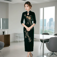 鴻韻繡旗袍女2024金絲絨中國風(fēng)改良時尚復(fù)古婚宴禮服媽媽高檔旗袍連衣裙 長款綠色（長.袖）（長約130cm） XL