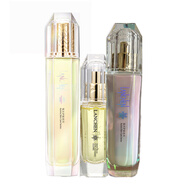 藍(lán)秀（LANSHOW） 極光雪顏凈透護(hù)膚品套裝女補(bǔ)水保濕提亮膚色清爽化妝品旗艦 3件套水+乳+精華液