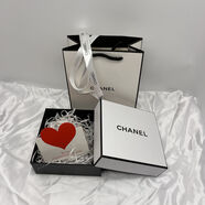 【店鋪熱銷(xiāo)】專(zhuān)柜原版同款白色香奈兒口紅盒紙袋禮品袋禮品盒包裝 天地蓋香水盒+袋子+絲帶+賀卡