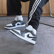 耐克（NIKE）鞋子aj男鞋 Air Jordan 1 Low 低幫男子運(yùn)動(dòng)休閑鞋籃球鞋 553558-152 灰色 43