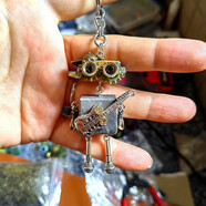 麥霸朋克蒸汽風(fēng)格木頭機器人成品項鏈/鑰匙扣情侶項鏈生日禮物 生日禮物項鏈配盒子