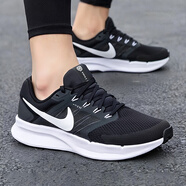 耐克（NIKE）官方艦店跑步鞋 2025秋季新款緩震運(yùn)動鞋輕質(zhì)休閑鞋透氣跑步男鞋 飛線技術(shù)-黑白 43 (275mm) 9.5