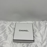 【店鋪熱銷(xiāo)】專(zhuān)柜原版同款白色香奈兒口紅盒紙袋禮品袋禮品盒包裝 單個(gè)天地蓋香水盒+絲帶+拉菲草