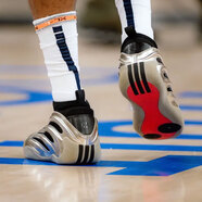 阿迪達(dá)斯 （adidas）男鞋2025新款夏季Harden Vol. 9哈登9代實(shí)戰(zhàn)緩震籃球鞋 JR2506黑金 44