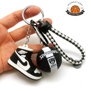 遙綰惜NBA球星原創(chuàng  )籃球AJ球鞋創(chuàng  )意鑰匙扣科比庫里詹姆斯背包掛件禮物 淺灰色 籃網(wǎng)球+黑鞋+鎢鋼