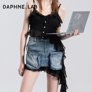 DAPHNE LAB立體口袋低腰牛仔半身裙 搭配肩帶可變包包時(shí)尚前沿  M
