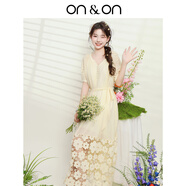 ON&ON/安乃安連衣裙2025夏季韓系氣質(zhì)V領(lǐng)蕾絲拼接時尚系帶收腰顯瘦長裙 鵝黃色 S