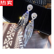 ROSENA SAMMI歐美時(shí)尚夸張滿(mǎn)鉆流蘇耳環(huán)女氣質(zhì)名媛長(cháng)款耳墜網(wǎng)紅耳飾顯臉瘦耳釘 雪人銀色
