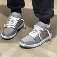 耐克（NIKE）潮品男鞋Air Jordan1  AJ1喬1運(yùn)動(dòng)籃球鞋緩震透氣休閑板鞋 HF3148-011漆皮灰白 41