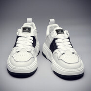 卡丹路【頭層牛皮+超纖】男鞋春季時(shí)尚百搭厚底小白鞋男士休閑運動(dòng)板鞋 白色 白黑 40