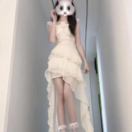凌卡戚甜美氛圍感拖尾連衣裙新款設計感收腰法式不規(guī)則氣質(zhì)吊帶長款裙子 杏色拖尾長裙優(yōu)選帶內(nèi)襯 M 建議90-105斤穿