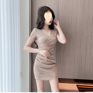 榮西圖（RONGXITU）不規則褶皺遮肚收腰連衣裙2025新款女交叉領(lǐng)修身顯瘦短裙包臀裙 卡其色 2XL