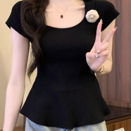 HUALIN FASHION2025絕美別致方領(lǐng)正肩修身薄款短袖T恤衫女夏荷葉邊收腰裙擺 黑色無(wú)花朵胸針 S
