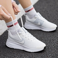耐克（NIKE）跑鞋女鞋 25夏新款革命7運(yùn)動(dòng)鞋低幫透氣舒適休閑鞋網(wǎng)面緩震跑步鞋 RUN DEFY/銀白 38