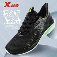 特步（XTEP）致輕5夏季透氣飛織男鞋2025新款網面薄款運動鞋輕便網鞋跑步鞋男 綠黑【致輕科技】 39