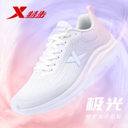 特步女鞋運(yùn)動(dòng)鞋女春夏季飛織軟底網(wǎng)面鞋女透氣跑步鞋女百搭休閑鞋子女 雪青紫/翻糖粉 38