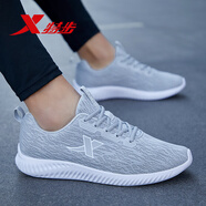 特步（XTEP）男鞋跑步鞋減震回彈運(yùn)動鞋子男春季新品防滑旅游鞋透氣網(wǎng)鞋慢跑鞋 灰白 42