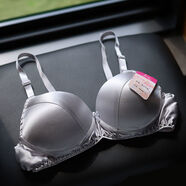 唐京絲100%桑蠶絲雙面真絲文胸按摩顆粒無(wú)鋼圈內衣薄款舒適透氣胸罩 銀色 85A /B無(wú)鋼圈