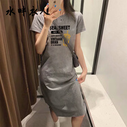 水畔衣人純棉T恤裙女2025新款中長(cháng)款韓版寬松大碼短袖長(cháng)裙時(shí)尚減齡連衣裙 字母飲料-開(kāi)叉灰色 S 【95斤內】