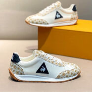 樂卡克（Le coq sportif）法國大雞男鞋2025夏季新款百搭時(shí)尚透氣阿甘鞋休閑運(yùn)動(dòng)鞋 白黑 40  腳瘦建議拍小一碼