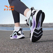 安踏（ANTA）兒童跑步鞋男女大童運動(dòng)鞋夏季透氣旋鈕扣舒適逐月跑鞋 【女款】黑/白-1 33