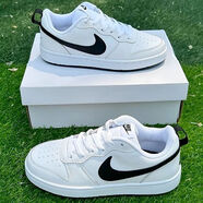 CLENIKEEDAIR NIKE新年Court2GS白黑經(jīng)典低幫板鞋復古百搭高顏值美式運動(dòng)鞋 GS白黑 純原 (穿搭神器1急速發(fā)) 38 送毒盒