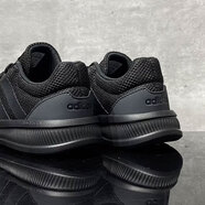阿迪達(dá)斯（adidas）跑步鞋男鞋2025夏季新款網(wǎng)面透氣運(yùn)動(dòng)鞋男子訓(xùn)練備賽輕盈健身跑鞋 JP6338黑色 40.5 (250mm)