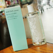 蘇菲娜日本蘇菲娜芯美顏保濕卸妝液200ml溫和卸妝深層清潔 200ml