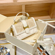 BV今年流行小方包高級感真皮女包2025新款潮小眾百搭單肩斜挎包女  米白色