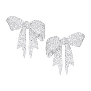 尤目x SHUSHUTONG 密鑲翹腳拉絲素金蝴蝶結耳釘禮物 密鑲垂墜蝴蝶結耳釘