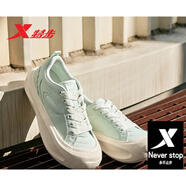 特步（XTEP）女鞋運(yùn)動(dòng)鞋板鞋帆布鞋春夏季透氣厚底增高鞋 淡果綠 38