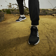 阿迪達(dá)斯 （adidas）RUN 60s 2.0復(fù)古休閑舒適跑步鞋男女阿迪達(dá)斯官方輕運(yùn)動跑鞋 黑/白 JS3021 41