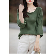 俞兆林圓領(lǐng)針織鏤空喇叭袖t恤2026夏季新款時(shí)尚簡(jiǎn)約寬松顯瘦七分袖上衣 綠色 S _95斤以下
