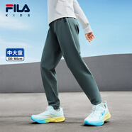FILA【靈動(dòng)褲】斐樂(lè )童裝兒童運動(dòng)褲秋冬新款男中大童針織長(cháng)褲 季風(fēng)灰-DY 130