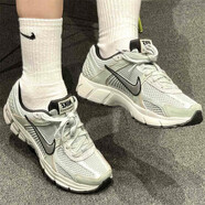 耐克（NIKE）官方秋季新款男女情侶同款緩沖防滑耐磨透氣減震運(yùn)動(dòng) FN6742-001 36