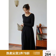 獨束大碼女裝胖mm針織連衣裙女秋冬新款顯瘦氣質赫本風小黑裙 黑色圓領款 3XL