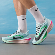 耐克（NIKE）跑鞋男鞋 2025秋季新款ZOOM FLY 6運(yùn)動(dòng)鞋緩震透氣健身訓(xùn)練跑步鞋 FN8454-402 39