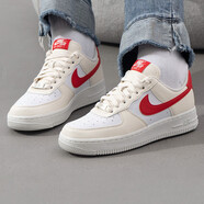 耐克（NIKE）女鞋 夏季新款時(shí)尚運動(dòng)鞋AF1空軍一號防滑舒適小白鞋板鞋休閑鞋子 DC9486-109淡象牙白 大學(xué)紅 35.5