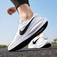耐克（NIKE）男鞋2025夏季新款網(wǎng)面透氣輕便運(yùn)動(dòng)休閑鞋緩震耐磨低幫正品跑步鞋 【革命8】新款到貨/白 42.5 鞋內(nèi)長(zhǎng)270mm