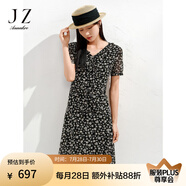 玖姿·安娜蔻氣質(zhì)輕熟風(fēng)系帶V領(lǐng)碎花裙修身連衣裙女裙夏裝中長(zhǎng)款法式短袖裙子 花黑 XL