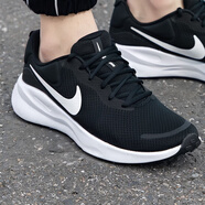 耐克（NIKE）跑步鞋男鞋 2025新款夏季運(yùn)動(dòng)鞋輕便低幫休閑鞋緩震慢跑鞋 革命7/經(jīng)典黑白/泡棉緩震 【標(biāo)準(zhǔn)版】 42.5